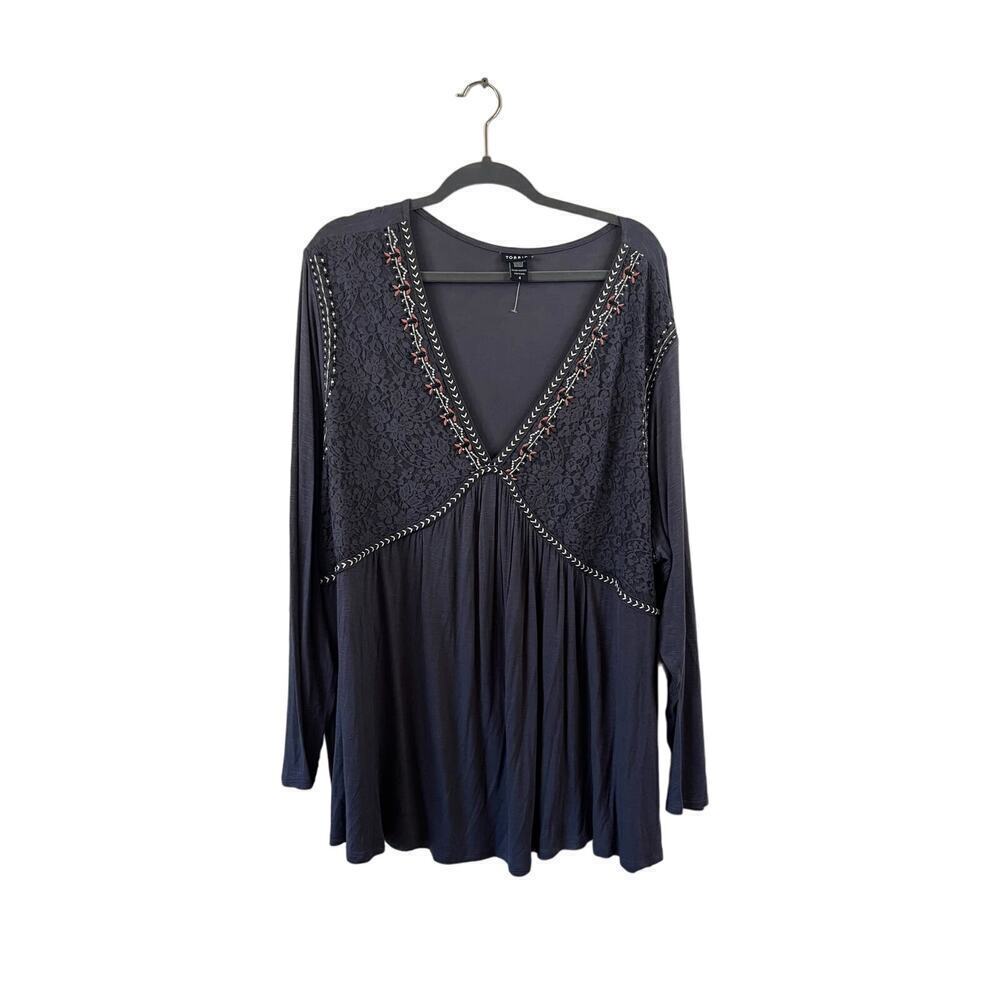 Torrid Grey Blouse W/Lace Detail Size 4